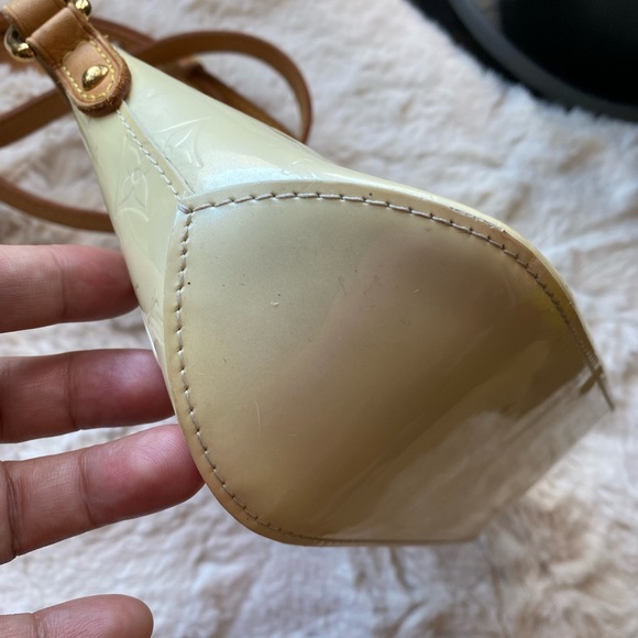 Louis Vuitton Minna crossbody - Picture 8 of 16